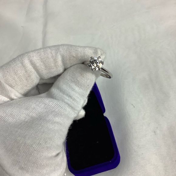 White Gold Plated Sterling Silver 100% Genuine Moissanite Diamond Ring - Picture 5 of 12